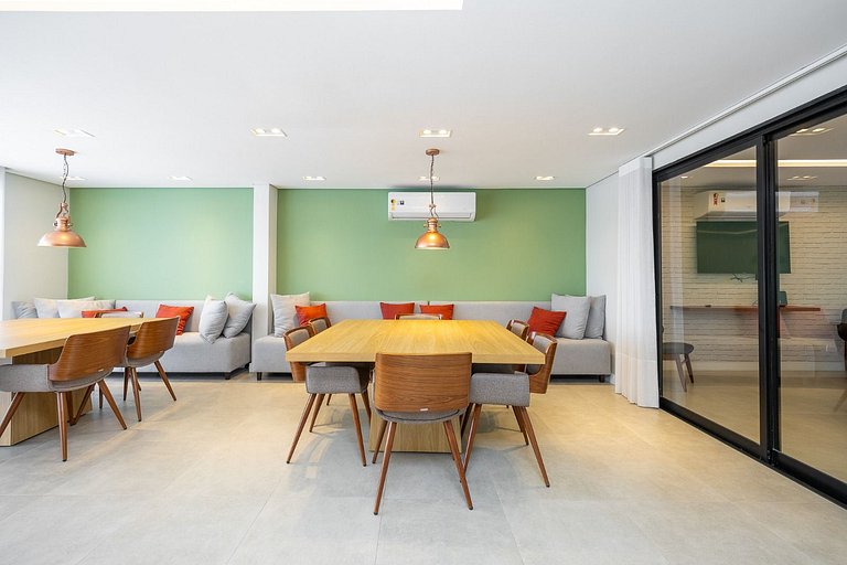 Ref 10298 | Studio finamente decorado em Curitiba, até 2 pes