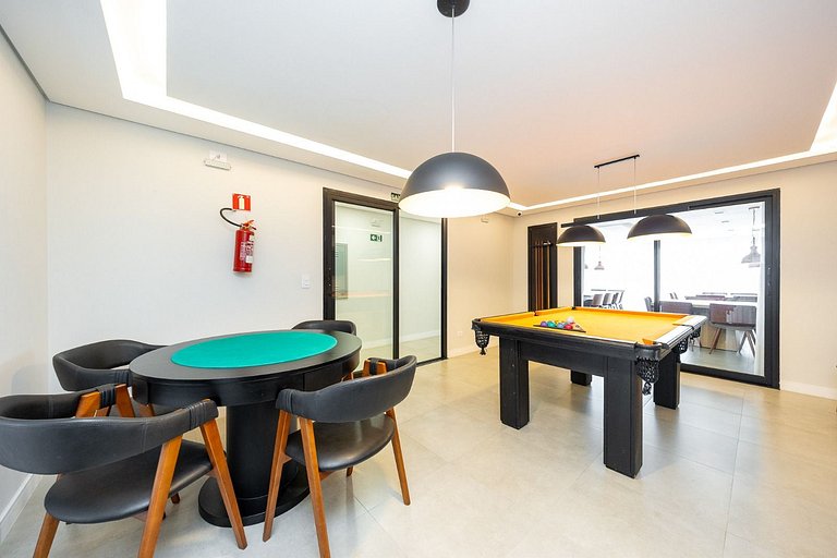 Ref 10298 | Studio finamente decorado em Curitiba, até 2 pes