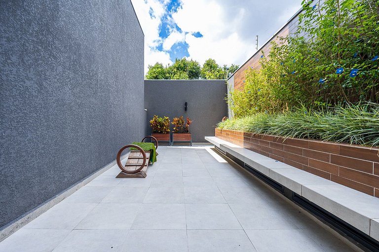 Ref 10298 | Studio finamente decorado em Curitiba, até 2 pes