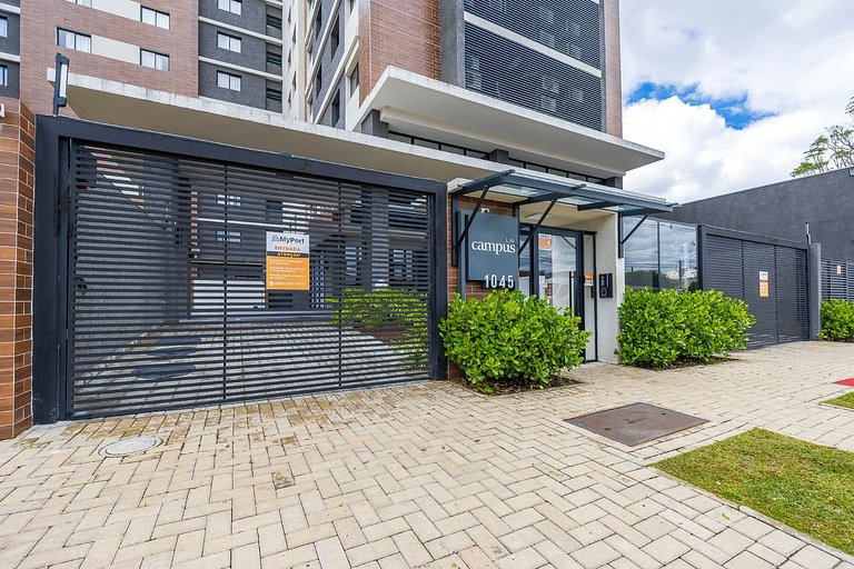Ref 10298 | Studio finamente decorado em Curitiba, até 2 pes