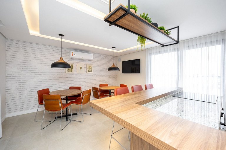 Ref 10306 | Estúdio finamente decorado em Curitiba, até 2 pe