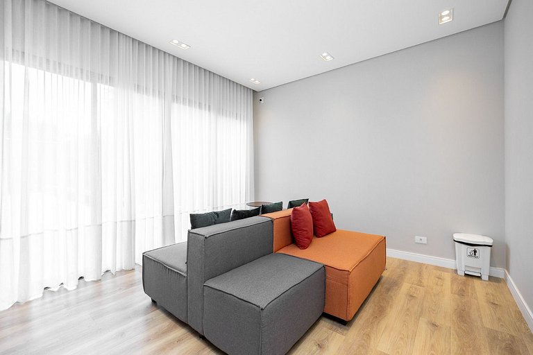 Ref 10306 | Estúdio finamente decorado em Curitiba, até 2 pe