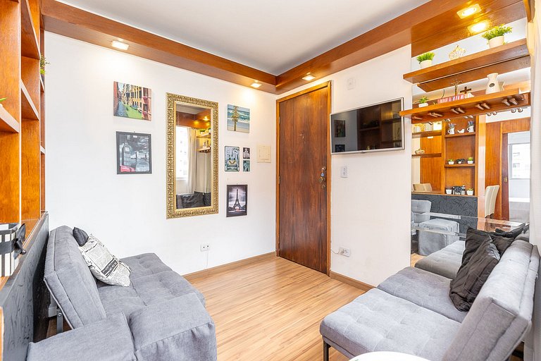 Lindo apartamento 2 quartos no centro de Curitiba.