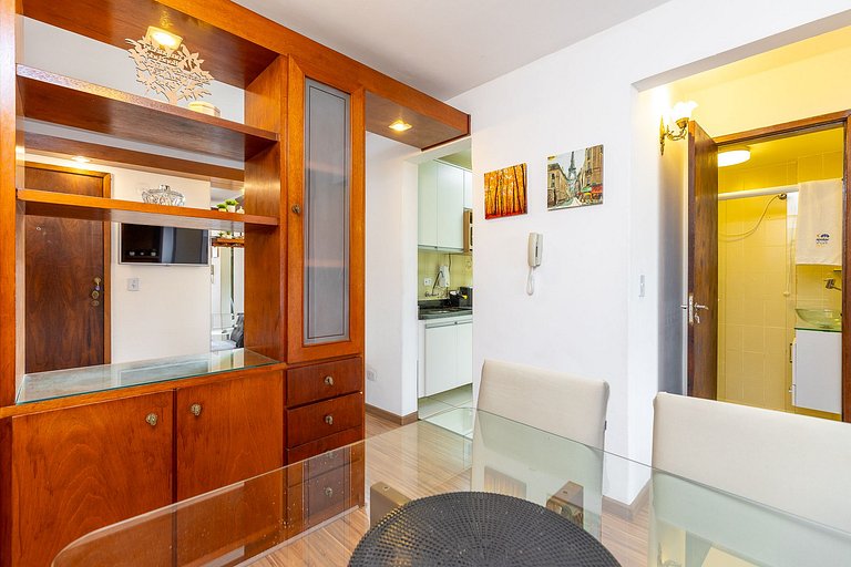 Lindo apartamento 2 quartos no centro de Curitiba.