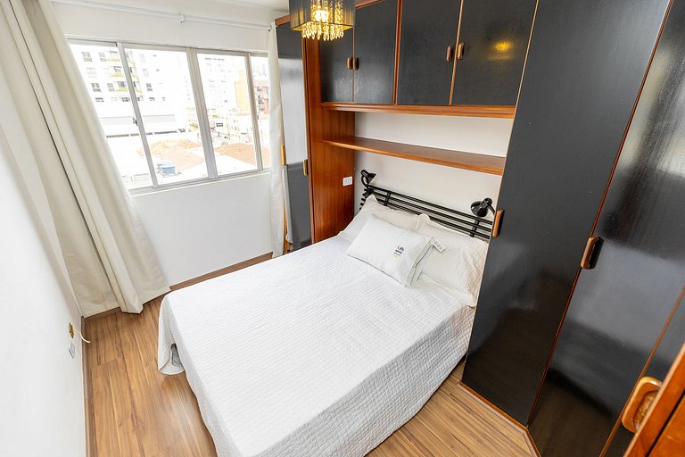 Lindo apartamento 2 quartos no centro de Curitiba.