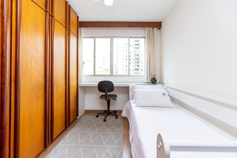 Lindo apartamento 2 quartos no centro de Curitiba.