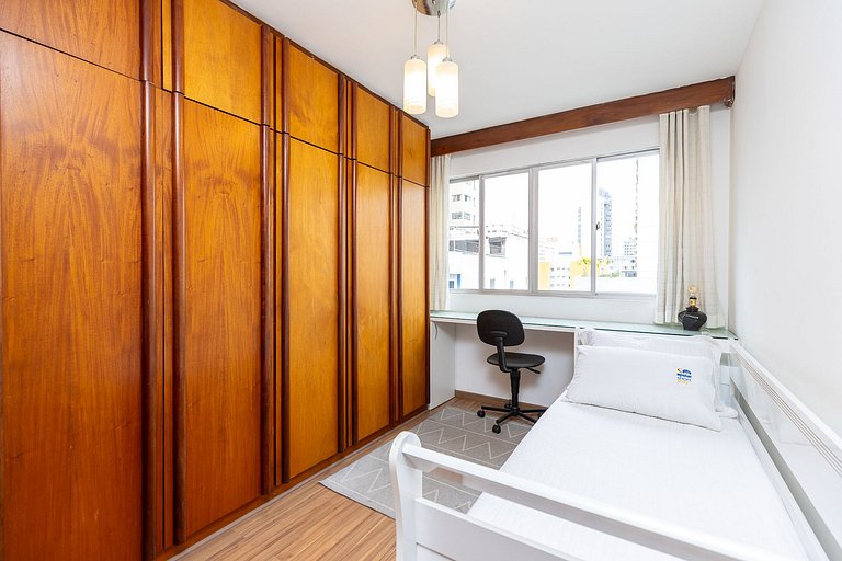 Lindo apartamento 2 quartos no centro de Curitiba.