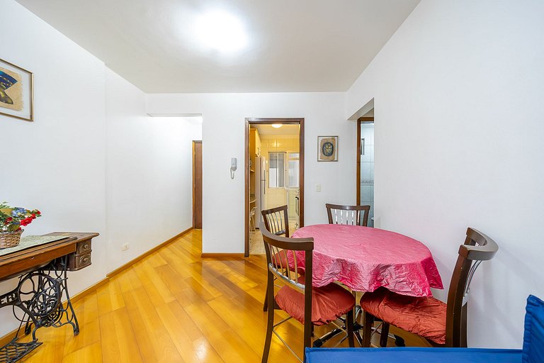 Apartamento 2 quartos finamente decorado em Curitiba, até 4
