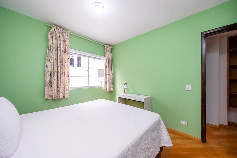 Apartamento 2 quartos finamente decorado em Curitiba, até 4