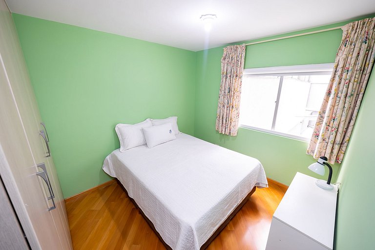 Apartamento 2 quartos finamente decorado em Curitiba, até 4