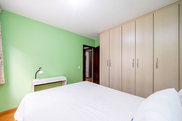 Apartamento 2 quartos finamente decorado em Curitiba, até 4
