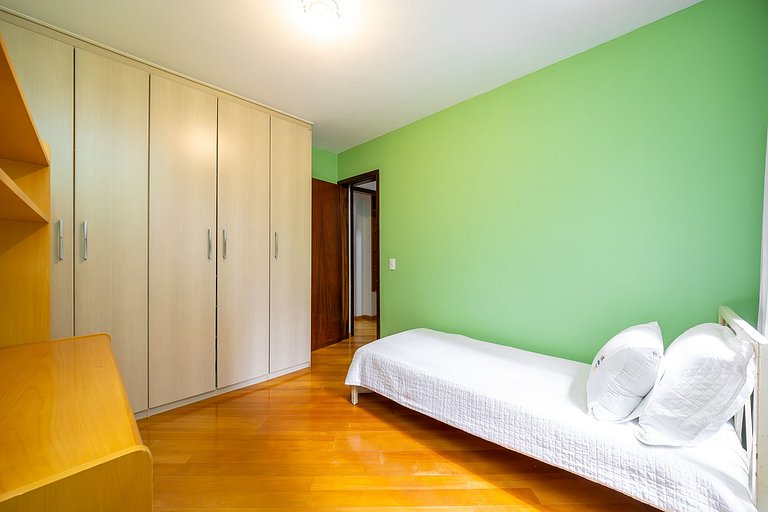 Apartamento 2 quartos finamente decorado em Curitiba, até 4