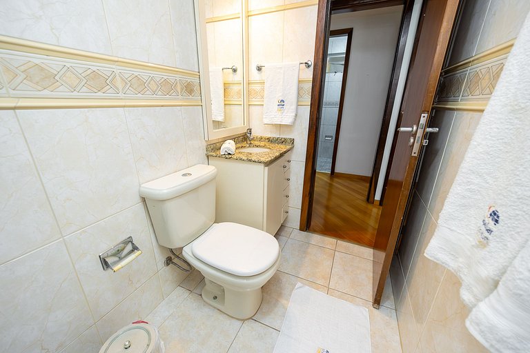 Apartamento 2 quartos finamente decorado em Curitiba, até 4