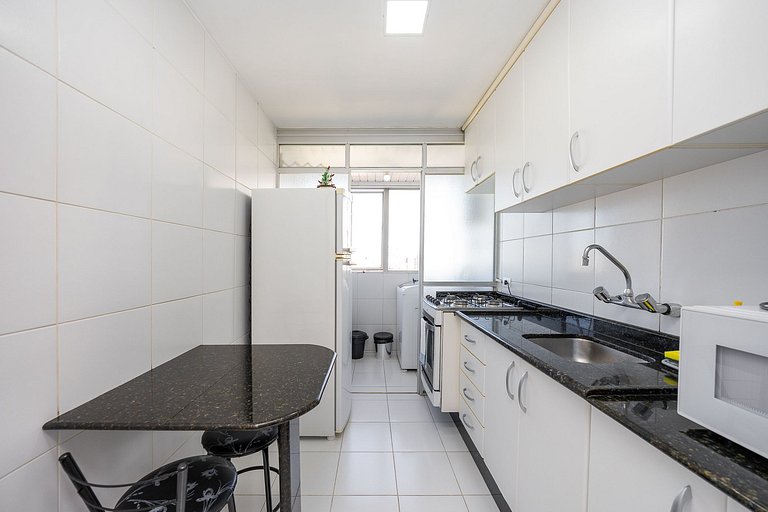 REF: 20000 Studio finamente decorado em Curitiba, até 3 pess