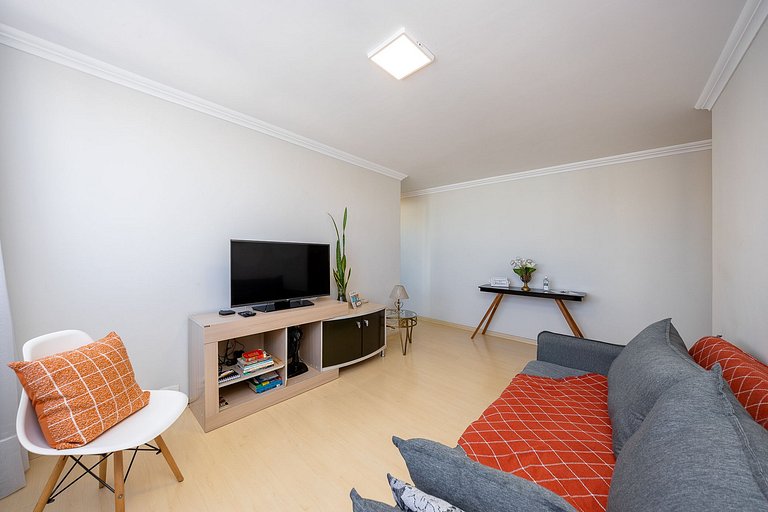 REF: 20000 Studio finamente decorado em Curitiba, até 3 pess