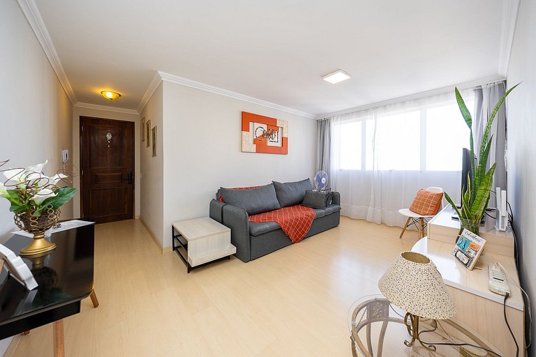 REF: 20000 Studio finamente decorado em Curitiba, até 3 pess