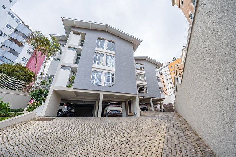 Lindo apartamento 2 quartos no Bairro Cabral em de Curitiba.