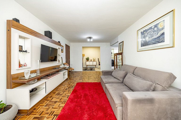 Lindo apartamento 2 quartos no Bairro Cabral em de Curitiba.
