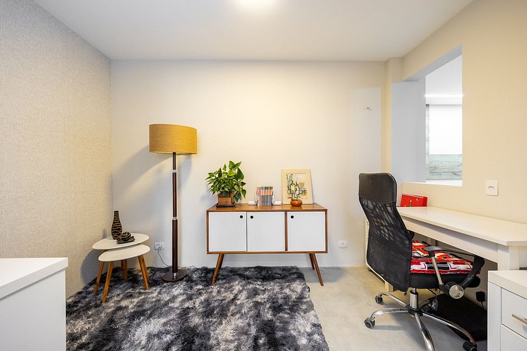 Lindo apartamento 2 quartos no Bairro Cabral em de Curitiba.